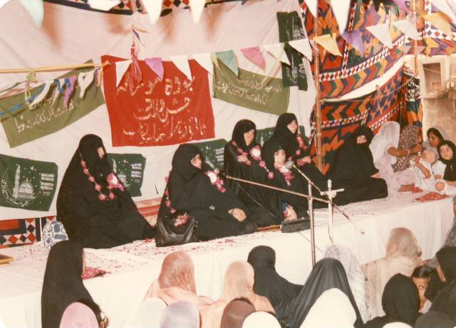 خوش آمدگويي شاعره هاي پاكستاني